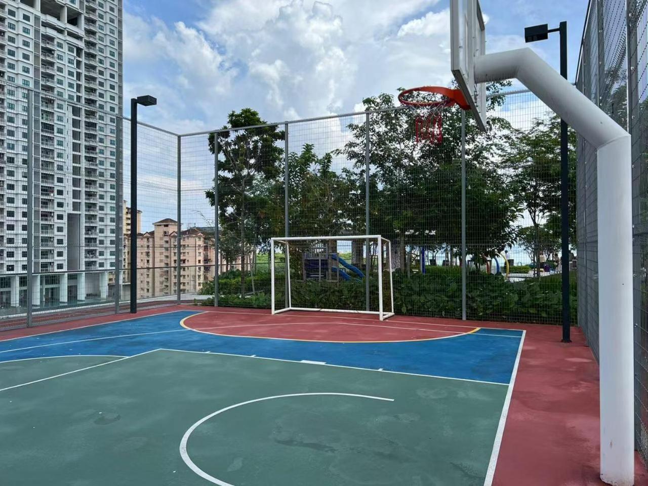 Urban Suites Two Or Three Bedroom Georgetown By Anc Jelutong Exteriör bild