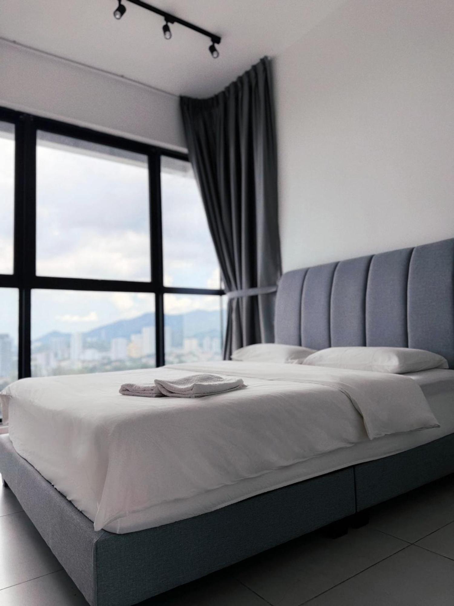Urban Suites Two Or Three Bedroom Georgetown By Anc Jelutong Exteriör bild