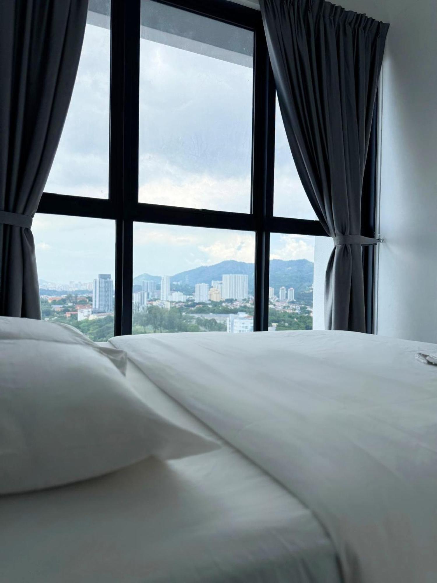 Urban Suites Two Or Three Bedroom Georgetown By Anc Jelutong Exteriör bild