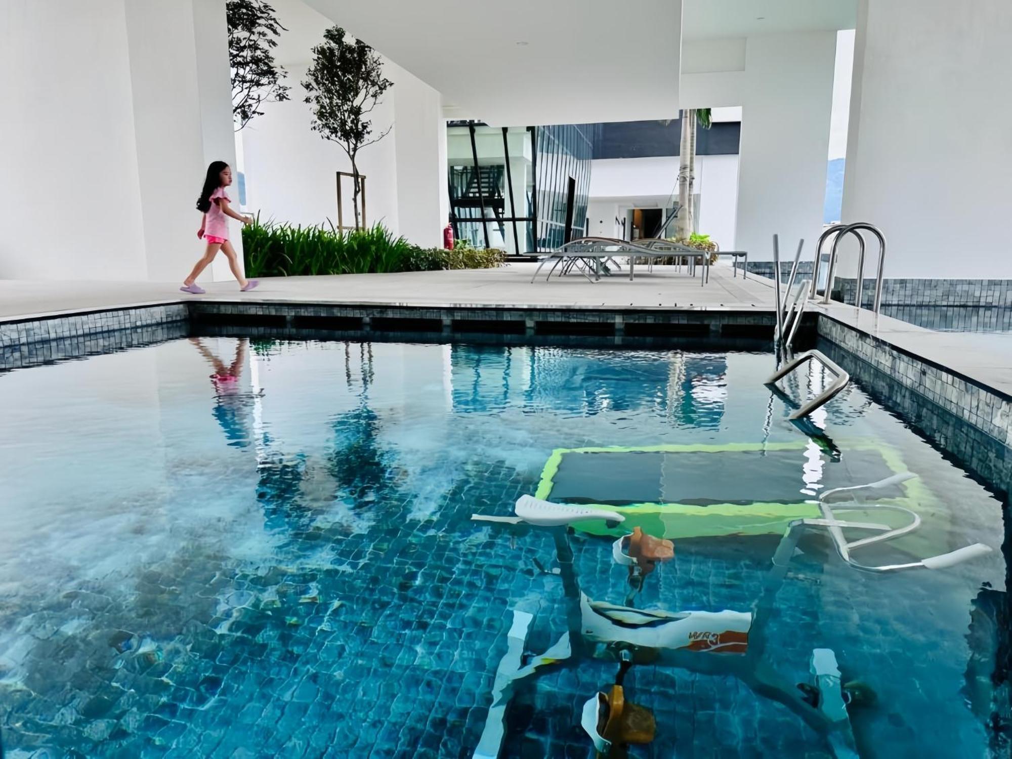 Urban Suites Two Or Three Bedroom Georgetown By Anc Jelutong Exteriör bild