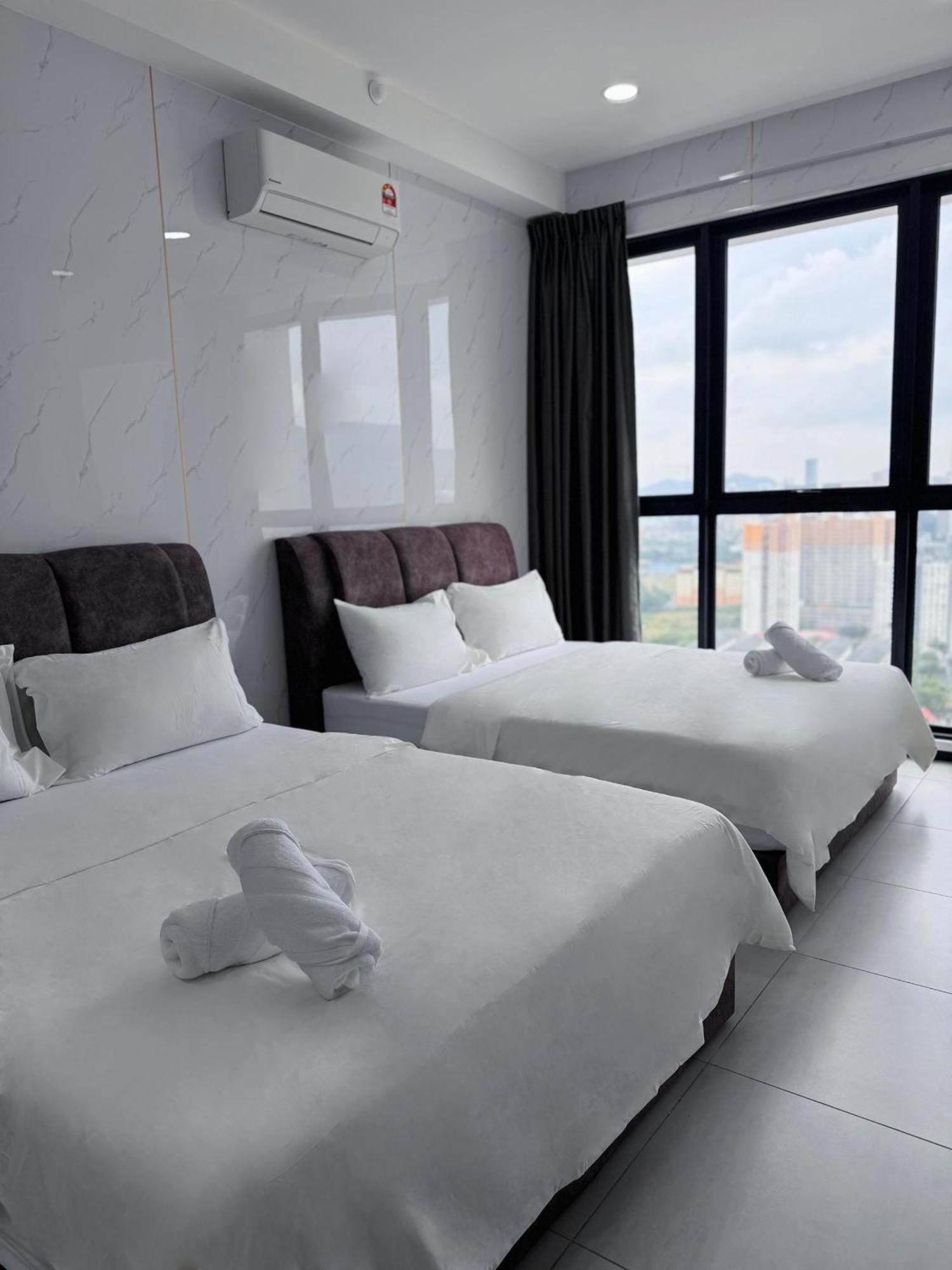 Urban Suites Two Or Three Bedroom Georgetown By Anc Jelutong Exteriör bild
