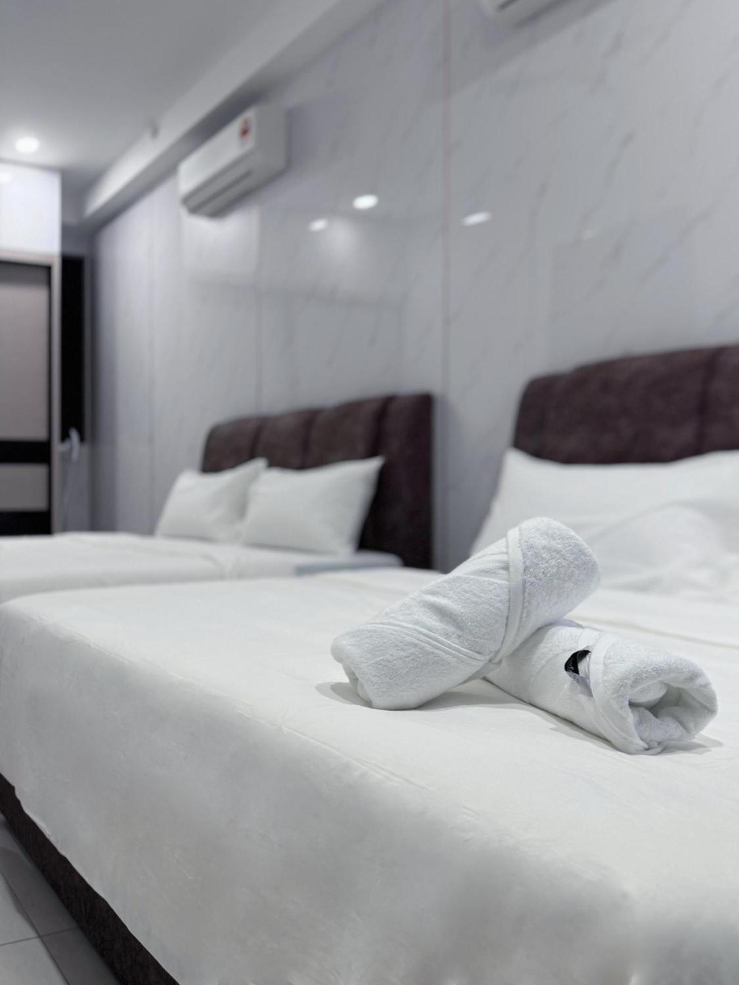 Urban Suites Two Or Three Bedroom Georgetown By Anc Jelutong Exteriör bild
